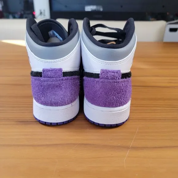 Air Jordan 1 Mid SE GS 'Varsity Purple' Sz 6Y BQ6931-105 - Picture 3 of 12